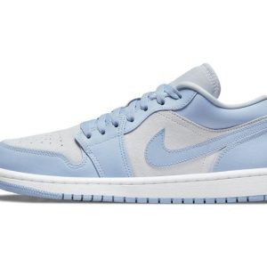 AIR JORDAN 1 LOW UNIVERSITY BLUE WOMENS